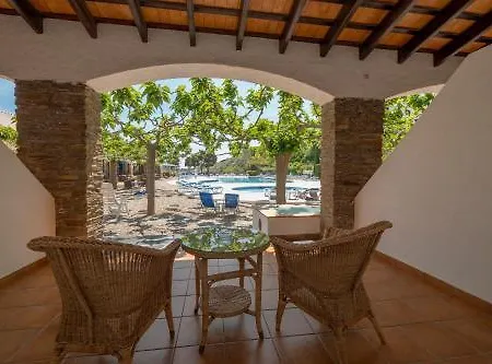 Calina Hotel