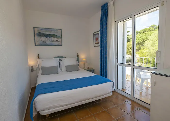 Calina Hotel 3*