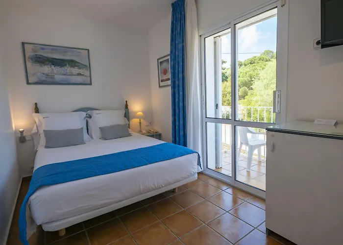 Calina Hotel